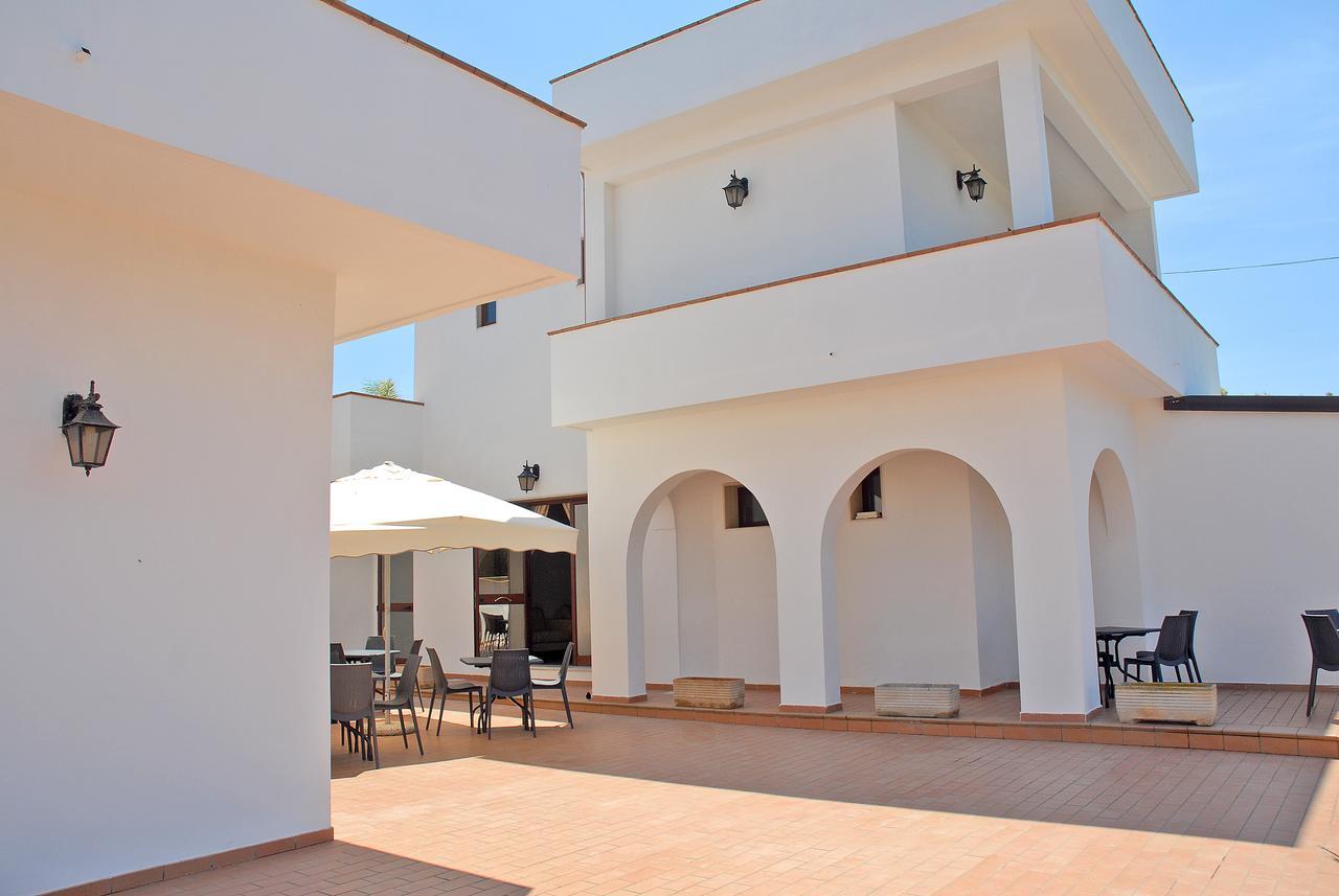 Hotel Costa Blu Sant Isidoro  Esterno foto